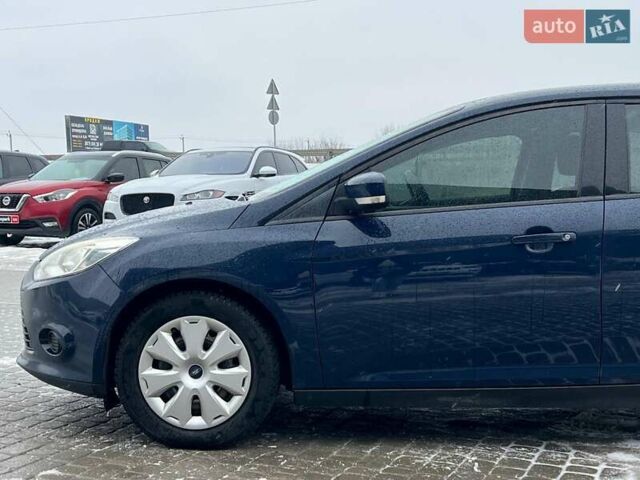 Синий Форд Фокус, объемом двигателя 1.6 л и пробегом 298 тыс. км за 6440 $, фото 1 на Automoto.ua