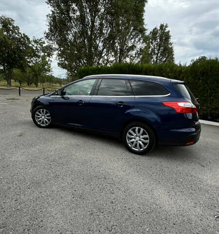 Синий Форд Фокус, объемом двигателя 1.6 л и пробегом 249 тыс. км за 8800 $, фото 2 на Automoto.ua