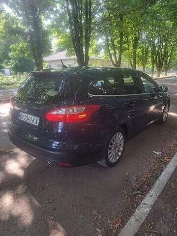 Синій Форд Фокус, об'ємом двигуна 2 л та пробігом 212 тис. км за 7500 $, фото 4 на Automoto.ua