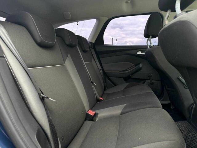 Синий Форд Фокус, объемом двигателя 1.6 л и пробегом 292 тыс. км за 6600 $, фото 20 на Automoto.ua