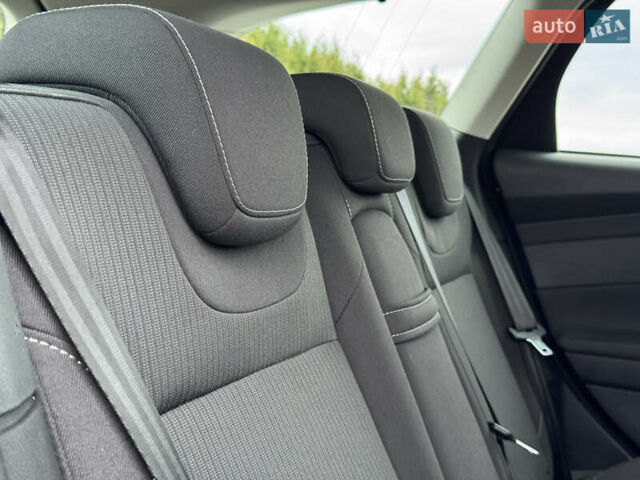 Синий Форд Фокус, объемом двигателя 1.6 л и пробегом 195 тыс. км за 7699 $, фото 78 на Automoto.ua