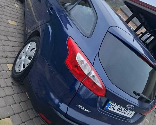 Синій Форд Фокус, об'ємом двигуна 1.6 л та пробігом 295 тис. км за 7800 $, фото 3 на Automoto.ua