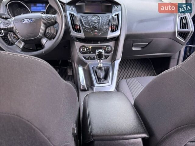 Синій Форд Фокус, об'ємом двигуна 1.6 л та пробігом 276 тис. км за 7100 $, фото 17 на Automoto.ua