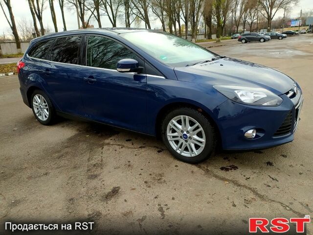 Синий Форд Фокус, объемом двигателя 1.6 л и пробегом 260 тыс. км за 7900 $, фото 2 на Automoto.ua