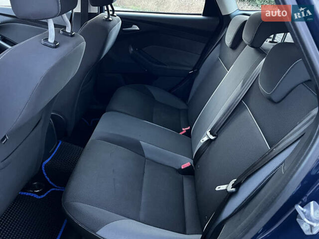 Синий Форд Фокус, объемом двигателя 1.6 л и пробегом 329 тыс. км за 6900 $, фото 9 на Automoto.ua