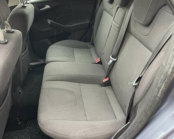 Синій Форд Фокус, об'ємом двигуна 1.6 л та пробігом 230 тис. км за 7999 $, фото 73 на Automoto.ua