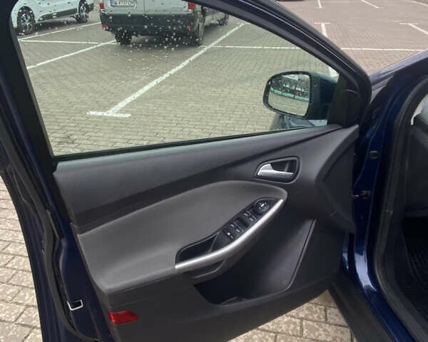 Синий Форд Фокус, объемом двигателя 1.6 л и пробегом 245 тыс. км за 7200 $, фото 24 на Automoto.ua