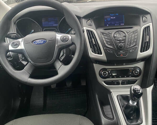 Синий Форд Фокус, объемом двигателя 1.6 л и пробегом 245 тыс. км за 7200 $, фото 33 на Automoto.ua