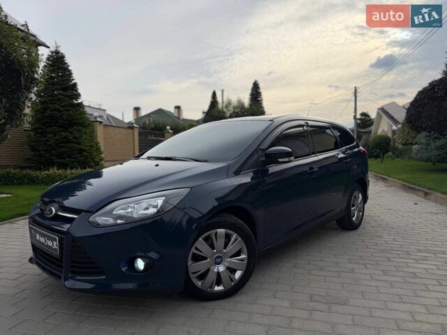 Синий Форд Фокус, объемом двигателя 1.6 л и пробегом 205 тыс. км за 7650 $, фото 1 на Automoto.ua