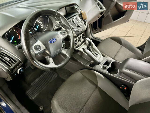 Форд Фокус 2012 у Умани на Automoto.ua Синій Форд Фокус, об'ємом двигуна 2 л та пробігом 288 тис. км за 10500 $, фото 9 на Automoto.ua