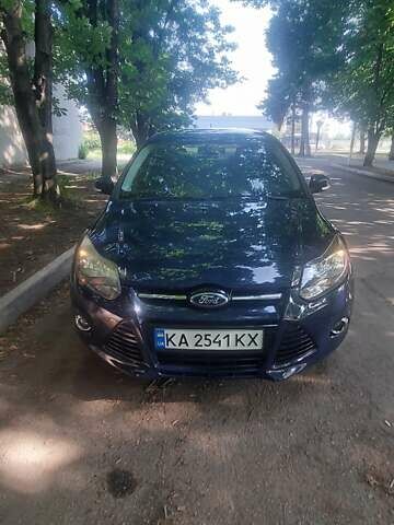 Синій Форд Фокус, об'ємом двигуна 2 л та пробігом 212 тис. км за 7500 $, фото 1 на Automoto.ua