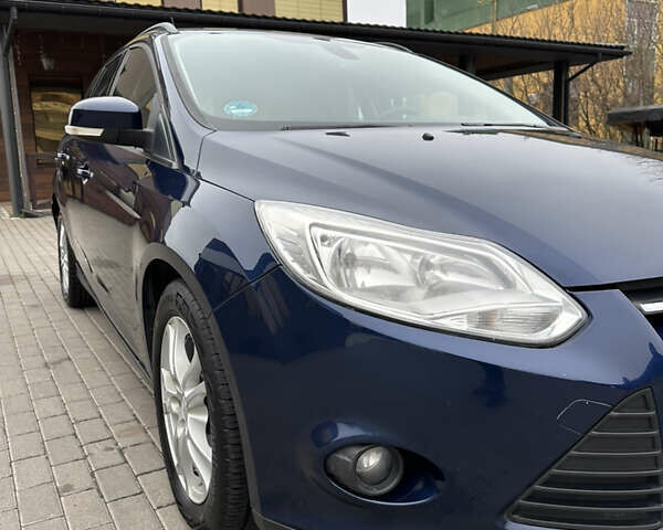 Синий Форд Фокус, объемом двигателя 1.6 л и пробегом 194 тыс. км за 7200 $, фото 10 на Automoto.ua