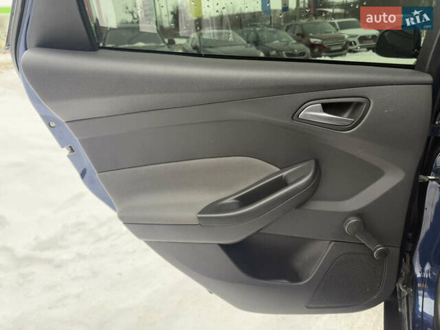 Синий Форд Фокус, объемом двигателя 1.56 л и пробегом 273 тыс. км за 6700 $, фото 10 на Automoto.ua