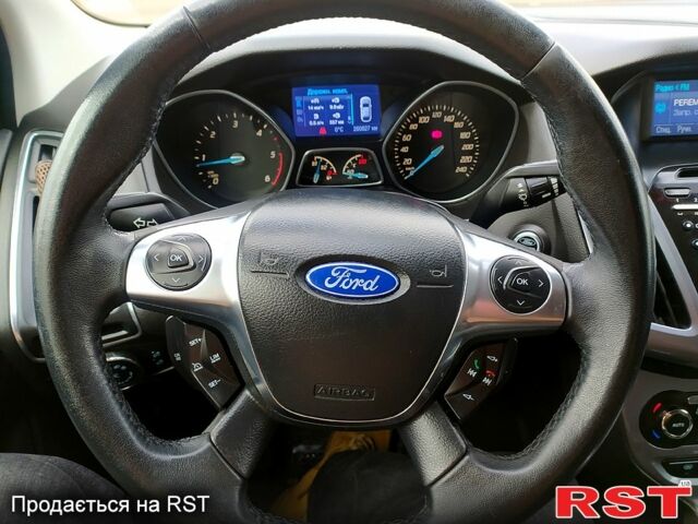 Синій Форд Фокус, об'ємом двигуна 1.6 л та пробігом 260 тис. км за 7900 $, фото 11 на Automoto.ua