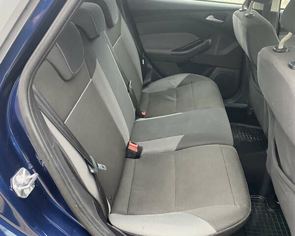 Синий Форд Фокус, объемом двигателя 1.6 л и пробегом 245 тыс. км за 7200 $, фото 39 на Automoto.ua