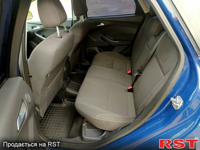 Синий Форд Фокус, объемом двигателя 1.6 л и пробегом 260 тыс. км за 7900 $, фото 13 на Automoto.ua