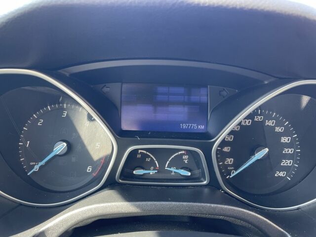 Синий Форд Фокус, объемом двигателя 1.6 л и пробегом 197 тыс. км за 7000 $, фото 9 на Automoto.ua