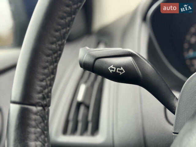 Синий Форд Фокус, объемом двигателя 1.6 л и пробегом 198 тыс. км за 6999 $, фото 44 на Automoto.ua