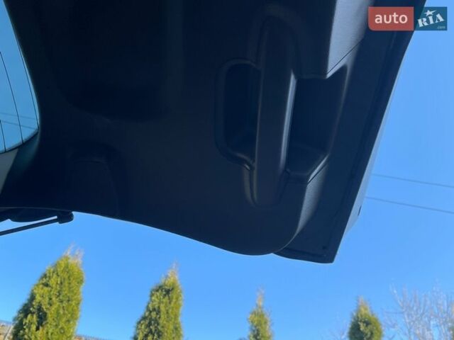 Синій Форд Фокус, об'ємом двигуна 1.6 л та пробігом 226 тис. км за 7700 $, фото 55 на Automoto.ua