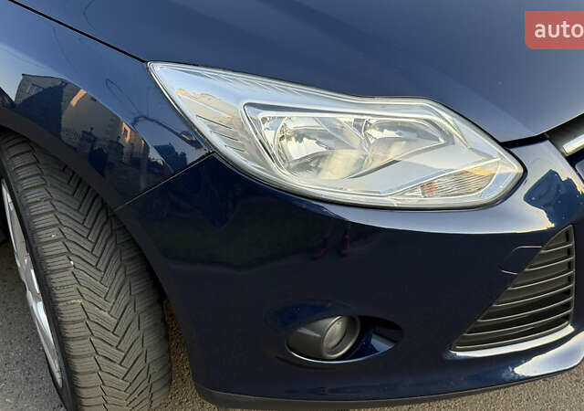Синий Форд Фокус, объемом двигателя 1.6 л и пробегом 217 тыс. км за 7050 $, фото 10 на Automoto.ua