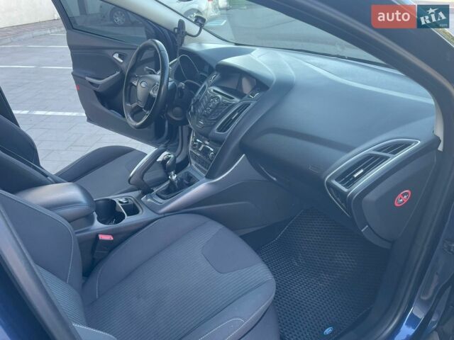 Синій Форд Фокус, об'ємом двигуна 1.6 л та пробігом 277 тис. км за 7500 $, фото 29 на Automoto.ua