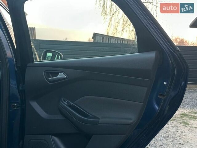 Синий Форд Фокус, объемом двигателя 1.6 л и пробегом 279 тыс. км за 7200 $, фото 41 на Automoto.ua