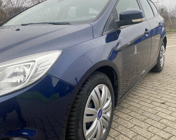 Синий Форд Фокус, объемом двигателя 1.6 л и пробегом 245 тыс. км за 7200 $, фото 7 на Automoto.ua