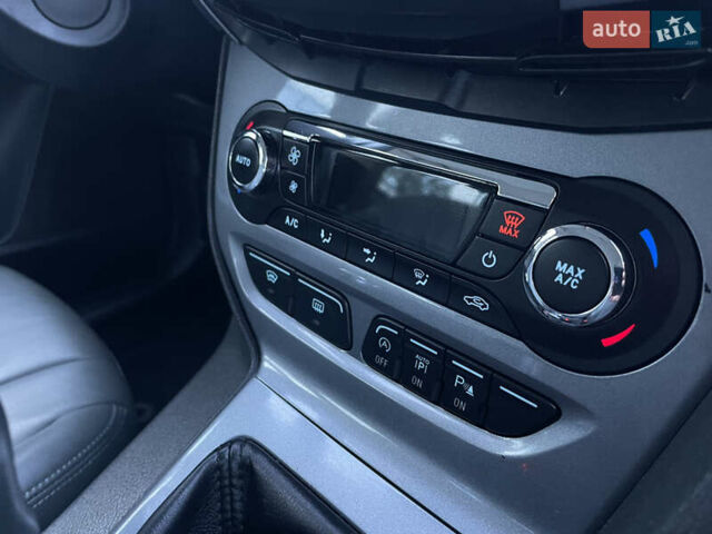 Синий Форд Фокус, объемом двигателя 1.6 л и пробегом 216 тыс. км за 8399 $, фото 24 на Automoto.ua