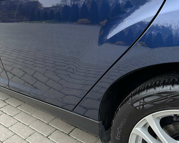 Синий Форд Фокус, объемом двигателя 1.6 л и пробегом 194 тыс. км за 7200 $, фото 5 на Automoto.ua