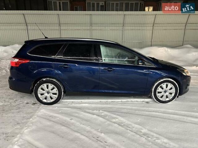 Синій Форд Фокус, об'ємом двигуна 1 л та пробігом 220 тис. км за 6200 $, фото 2 на Automoto.ua