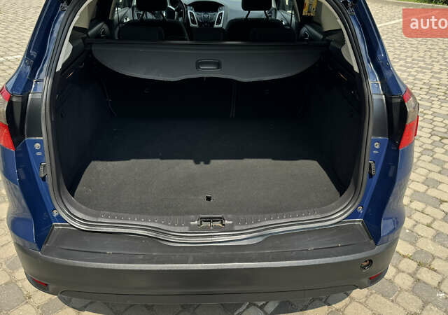 Синій Форд Фокус, об'ємом двигуна 1.6 л та пробігом 236 тис. км за 6450 $, фото 14 на Automoto.ua