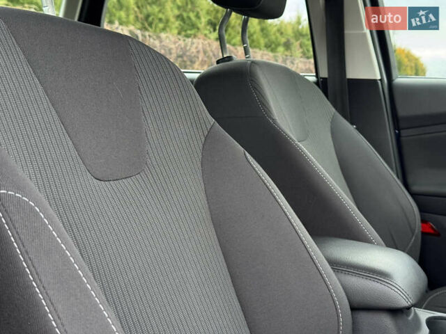 Синий Форд Фокус, объемом двигателя 1.6 л и пробегом 195 тыс. км за 7699 $, фото 86 на Automoto.ua