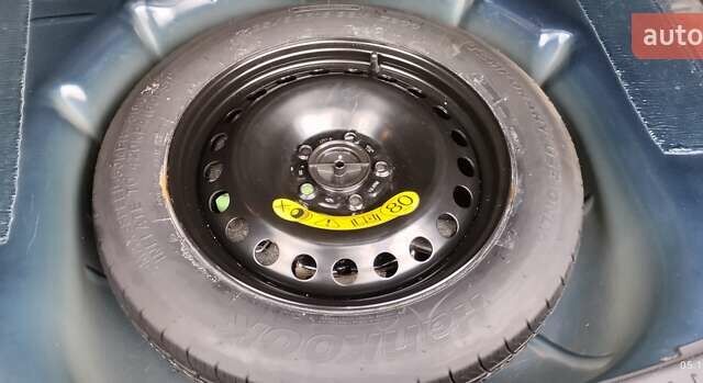 Синий Форд Фокус, объемом двигателя 1.6 л и пробегом 252 тыс. км за 8800 $, фото 19 на Automoto.ua