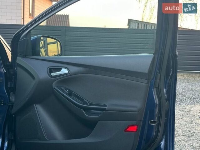 Синий Форд Фокус, объемом двигателя 1.6 л и пробегом 279 тыс. км за 7200 $, фото 37 на Automoto.ua