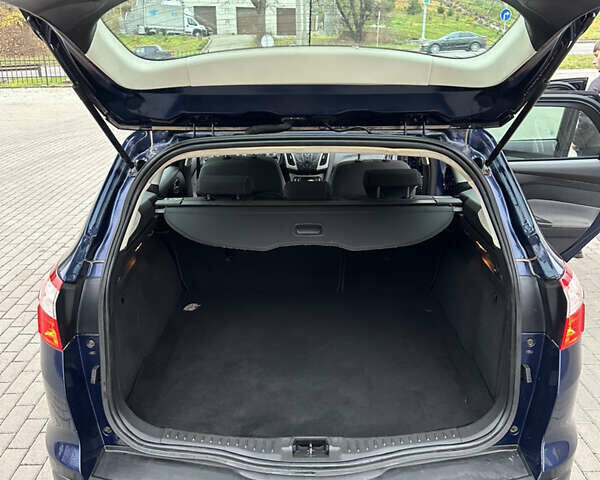 Синий Форд Фокус, объемом двигателя 1.6 л и пробегом 194 тыс. км за 7200 $, фото 30 на Automoto.ua