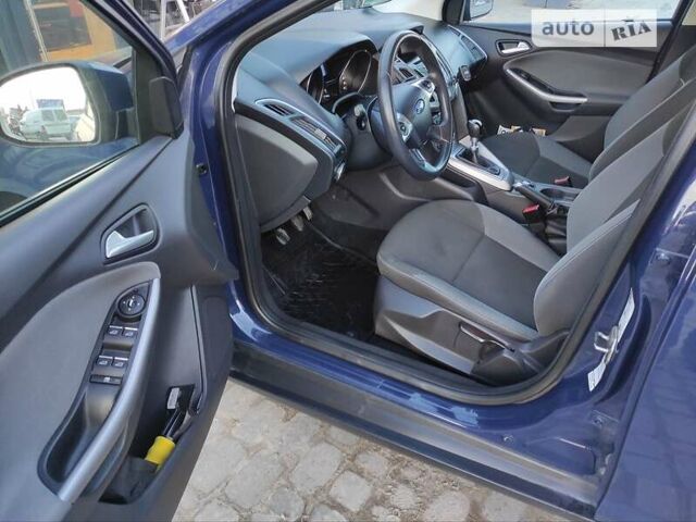 Синий Форд Фокус, объемом двигателя 1.6 л и пробегом 191 тыс. км за 6950 $, фото 6 на Automoto.ua