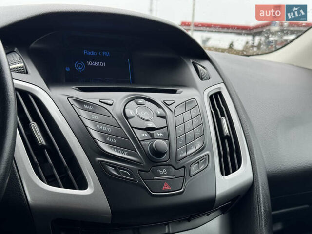 Синий Форд Фокус, объемом двигателя 1.6 л и пробегом 198 тыс. км за 6999 $, фото 50 на Automoto.ua