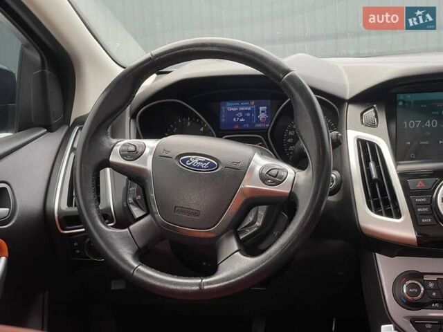 Синий Форд Фокус, объемом двигателя 1.6 л и пробегом 209 тыс. км за 8300 $, фото 53 на Automoto.ua