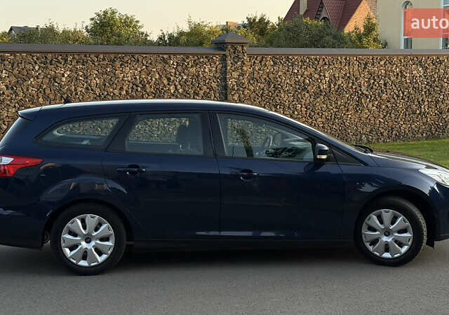 Синий Форд Фокус, объемом двигателя 1.6 л и пробегом 217 тыс. км за 7050 $, фото 8 на Automoto.ua