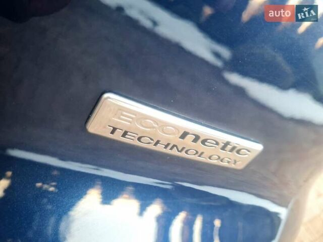 Синій Форд Фокус, об'ємом двигуна 1.6 л та пробігом 209 тис. км за 8300 $, фото 41 на Automoto.ua