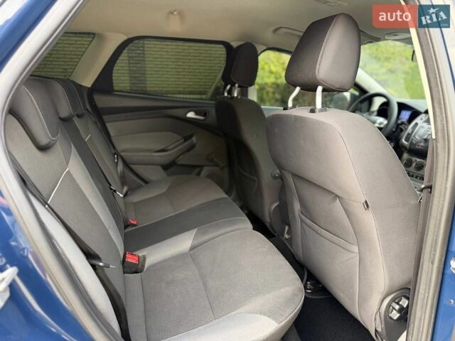 Синий Форд Фокус, объемом двигателя 1.6 л и пробегом 205 тыс. км за 7650 $, фото 63 на Automoto.ua