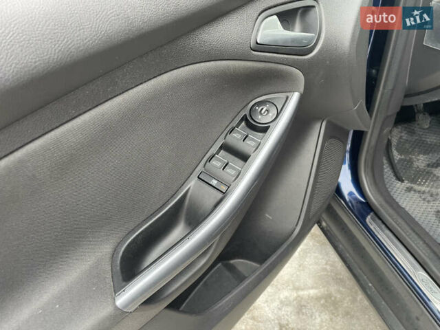 Синий Форд Фокус, объемом двигателя 1 л и пробегом 234 тыс. км за 5790 $, фото 11 на Automoto.ua