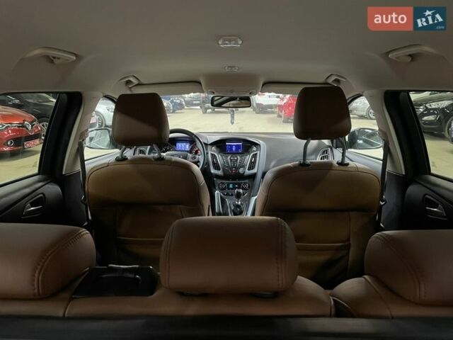 Синій Форд Фокус, об'ємом двигуна 1.6 л та пробігом 229 тис. км за 8900 $, фото 64 на Automoto.ua