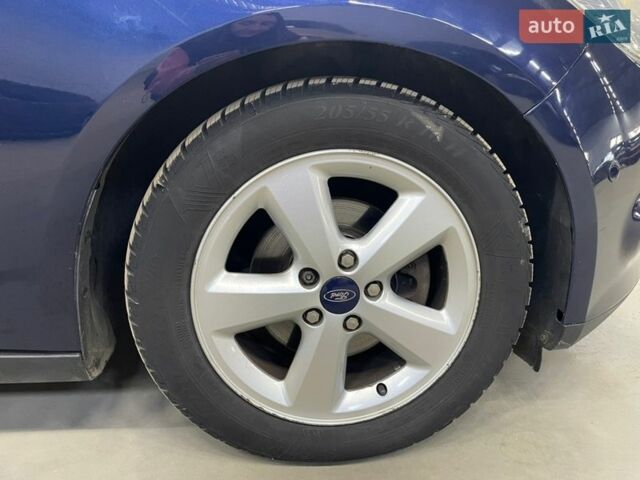 Синій Форд Фокус, об'ємом двигуна 1.6 л та пробігом 229 тис. км за 8900 $, фото 52 на Automoto.ua