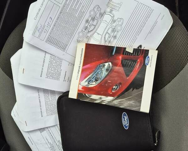 Синий Форд Фокус, объемом двигателя 1.6 л и пробегом 294 тыс. км за 7900 $, фото 9 на Automoto.ua