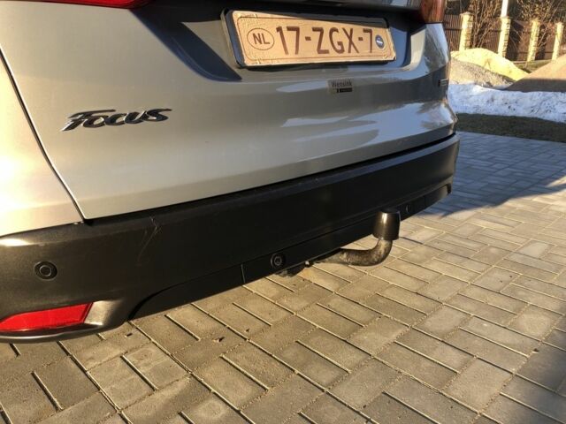 Синій Форд Фокус, об'ємом двигуна 1.6 л та пробігом 280 тис. км за 8600 $, фото 21 на Automoto.ua