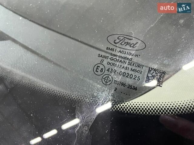 Синій Форд Фокус, об'ємом двигуна 1.6 л та пробігом 229 тис. км за 8900 $, фото 78 на Automoto.ua