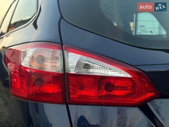 Синий Форд Фокус, объемом двигателя 1.6 л и пробегом 279 тыс. км за 7200 $, фото 19 на Automoto.ua
