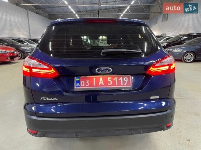 Синій Форд Фокус, об'ємом двигуна 1.6 л та пробігом 229 тис. км за 8900 $, фото 44 на Automoto.ua