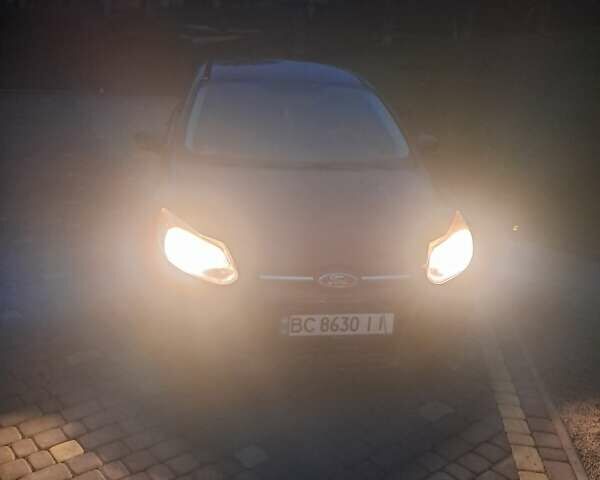 Синій Форд Фокус, об'ємом двигуна 1.6 л та пробігом 295 тис. км за 7800 $, фото 11 на Automoto.ua